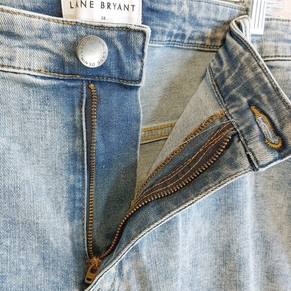 Lane Bryant Stonewashed Signature Fit Straight Jeans Plus Size 26 - Picture 4 of 10